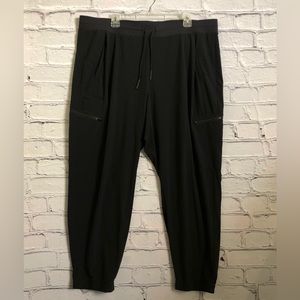 Athleta Venture Pant Black Sz 20 Cargo Polyester Blend Activewear Dressy Pants